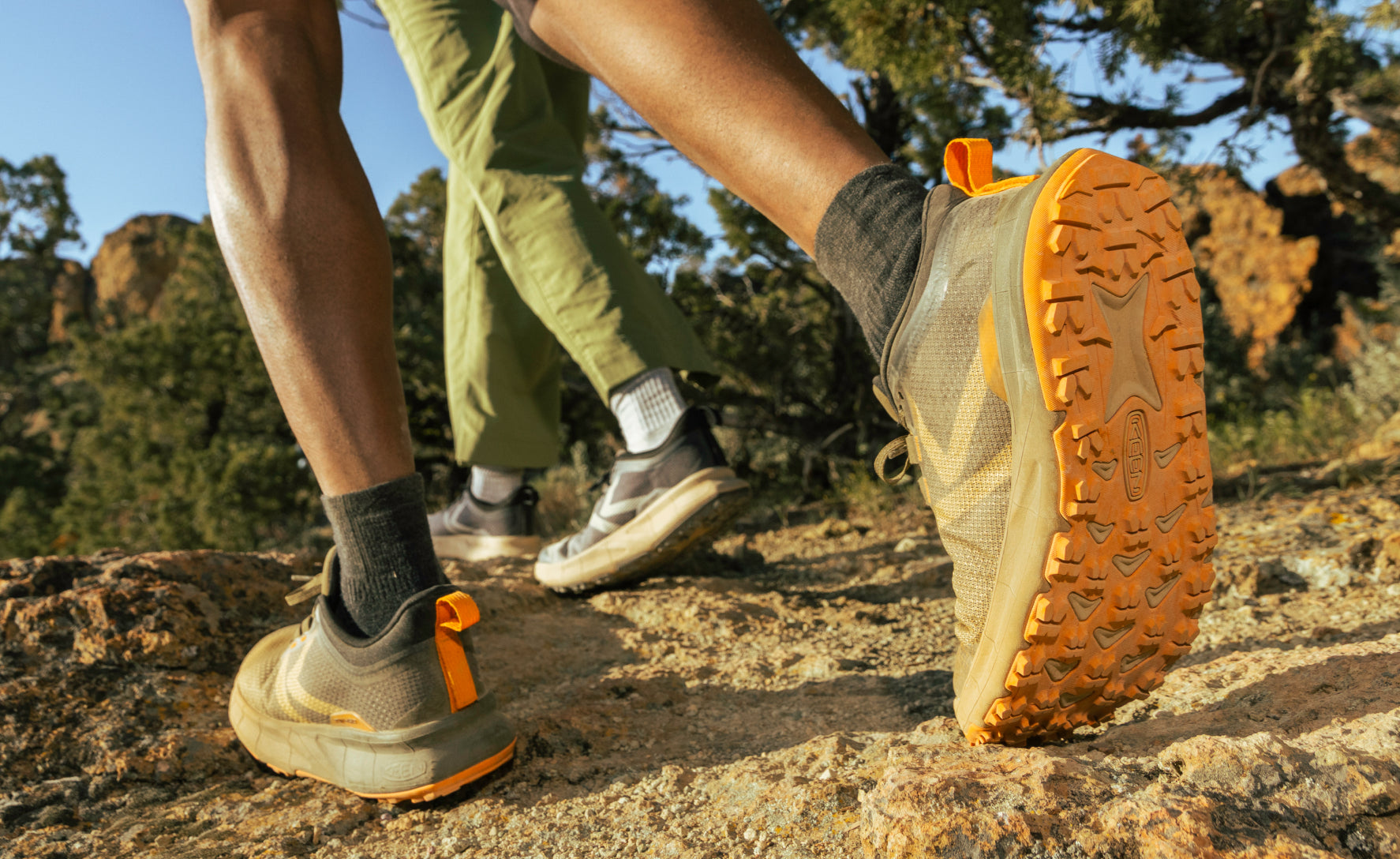 Men's 450 Dirt Waterproof Hiking Shoe | Red Ochre/Black - Image 7