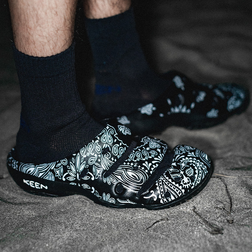 Men's Yogui Arts Clog x Hide and Seek | H&S Black - Image 9