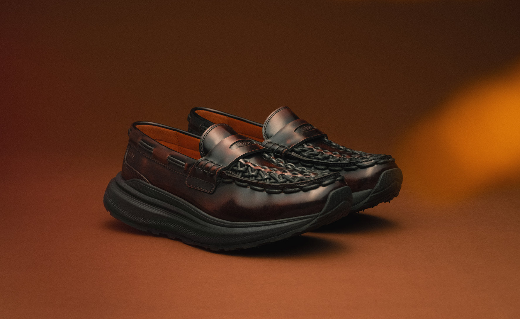 All Gender UNEEK Loafer WK | Cordovan - Image 7